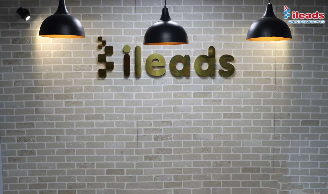 iLeads Video-bg